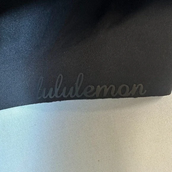 Lululemon Bra Womens 32C Black Like Nothing Lightweight Light Support Breathable - Picture 7 of 14